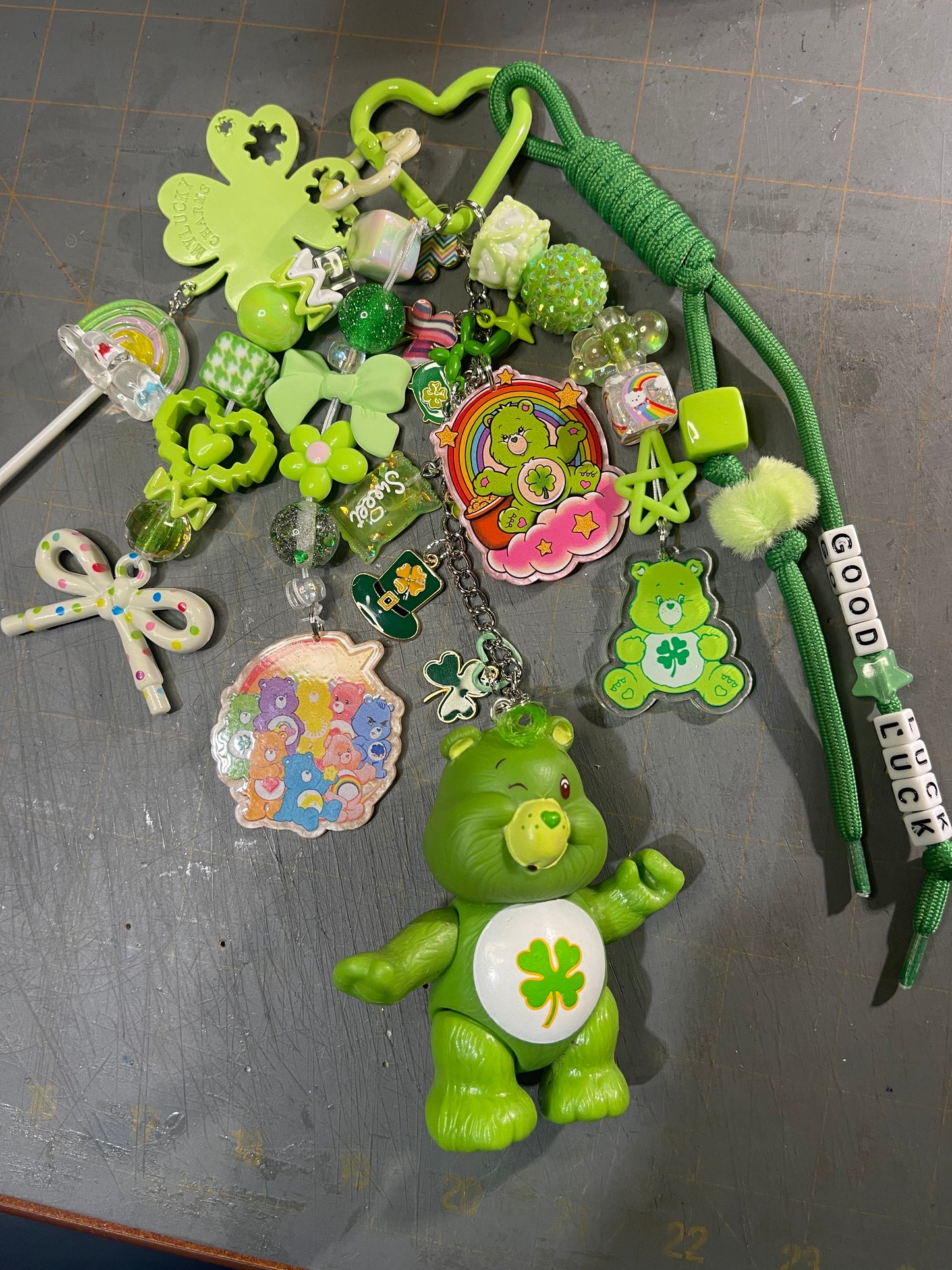 Pre Order chunky Dangles for books or bags!! Or whatever!!