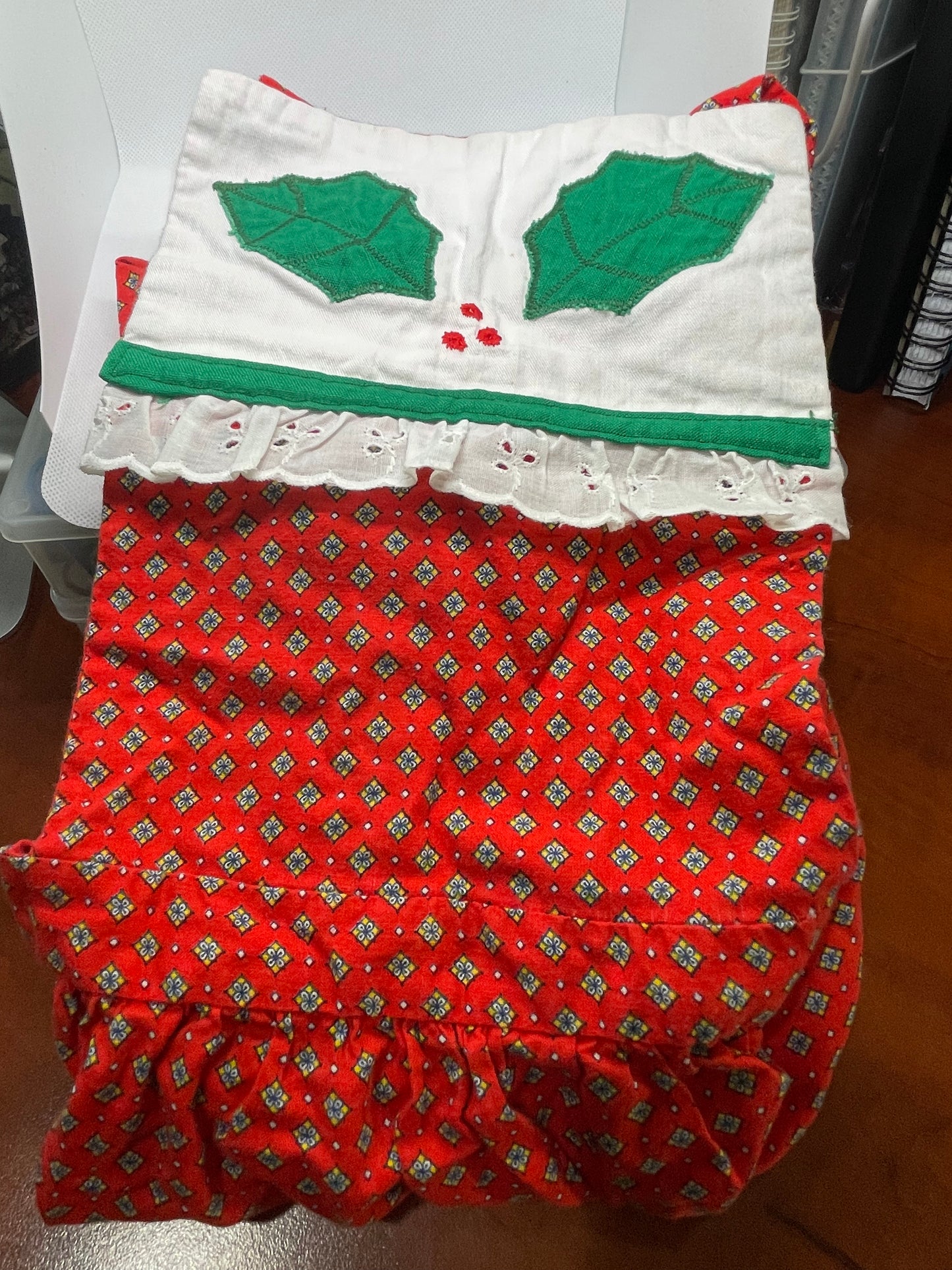 Children’s handmade Christmas apron ￼