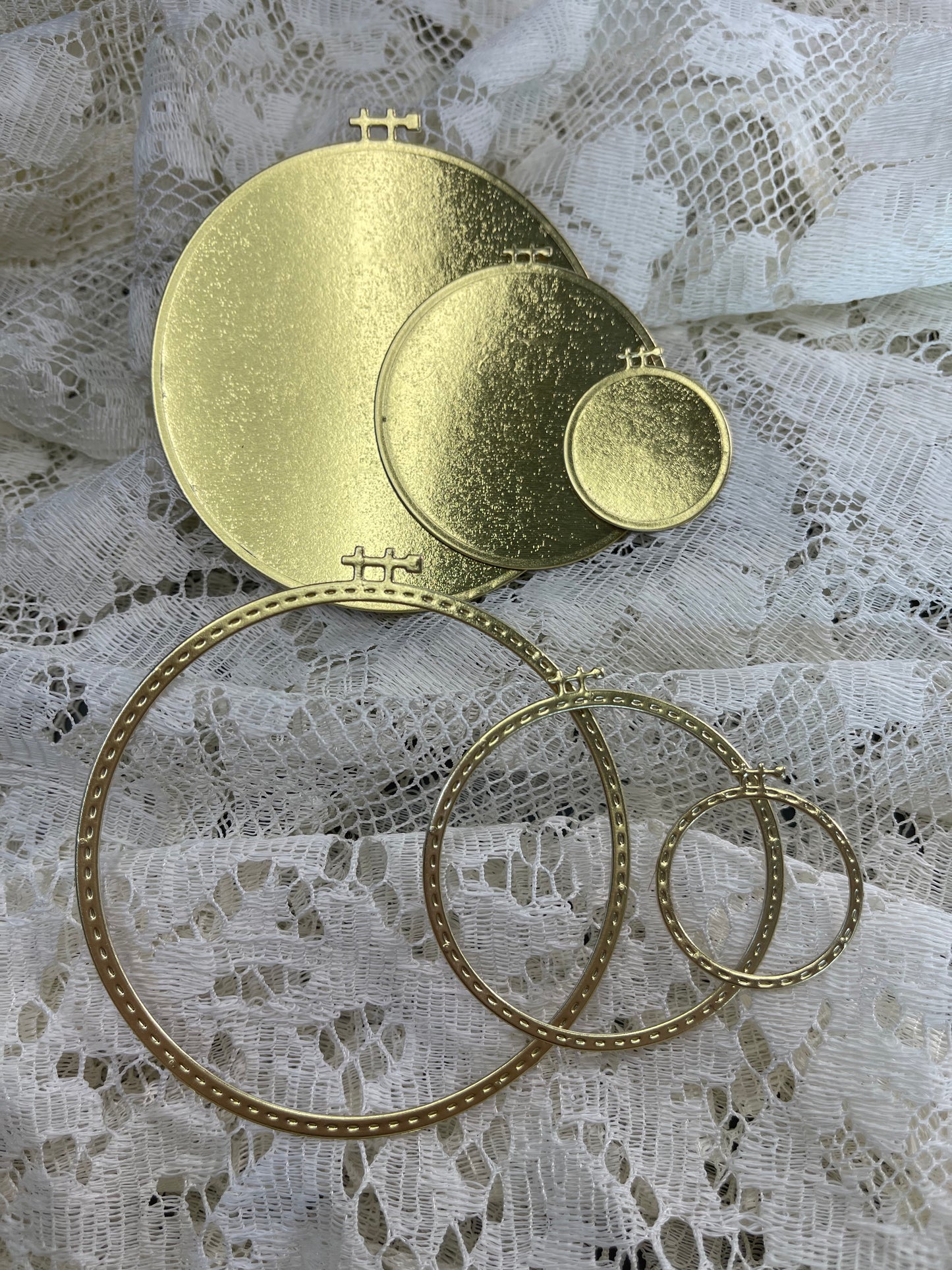 Die Cut Embroidery Hoop Set