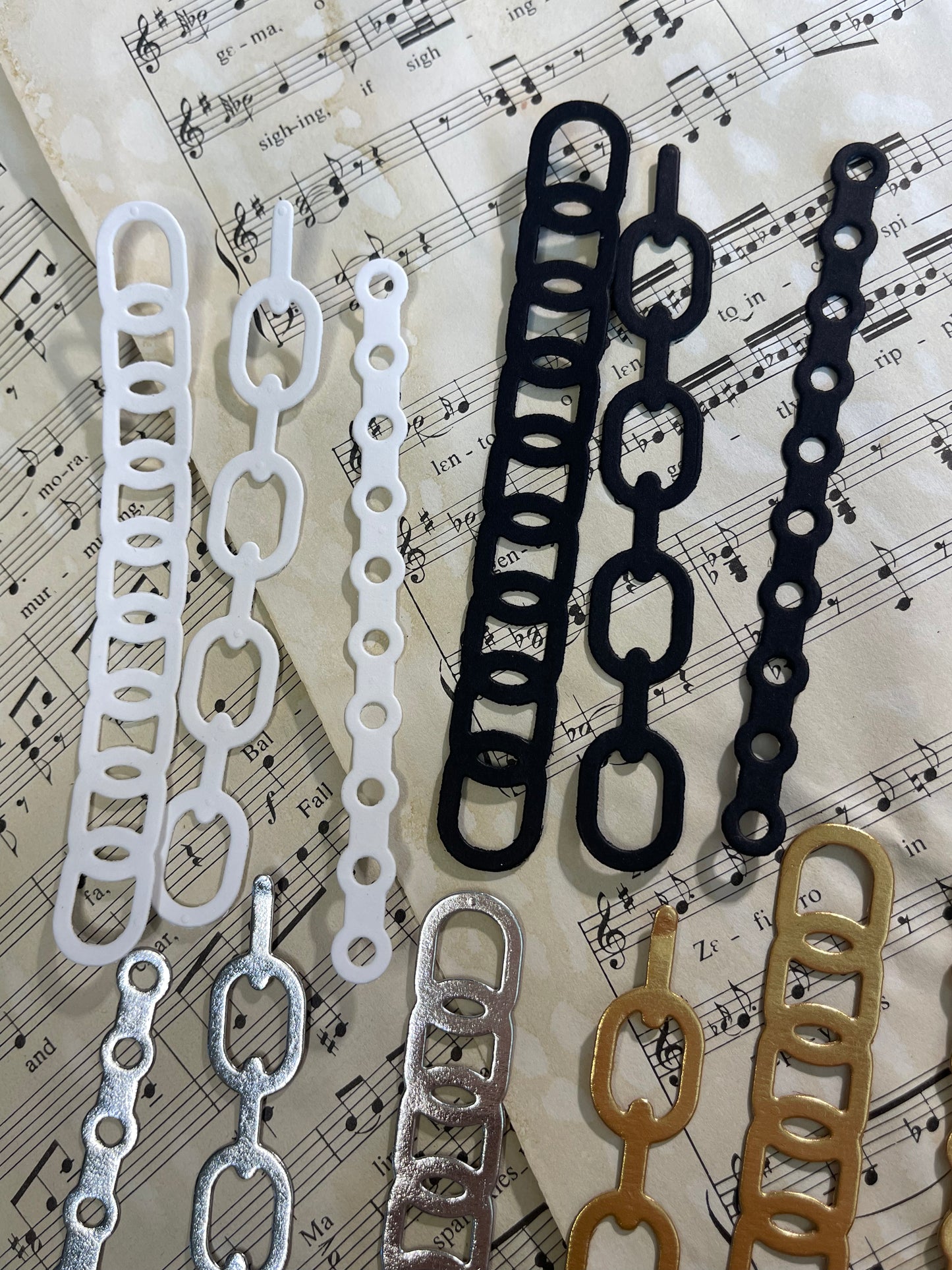 Chain Die Cuts